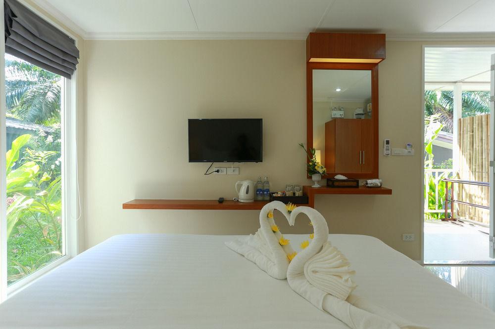 Beyond Krabi Hotel Клонг Муанг Бийч Екстериор снимка