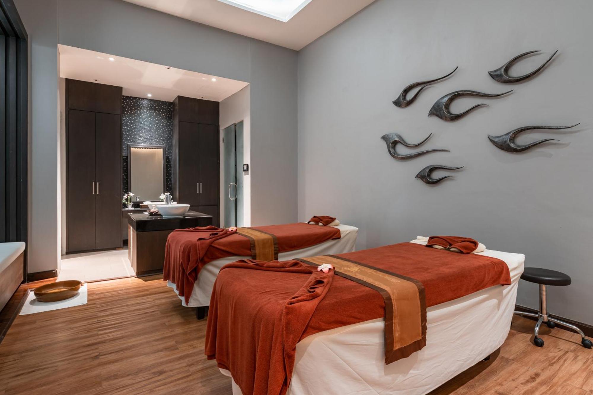 Beyond Krabi Hotel Клонг Муанг Бийч Екстериор снимка